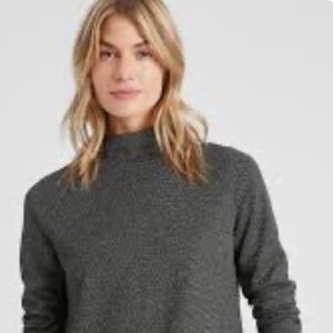 Banana Republic TEXTURED MOCK-NECK TOP